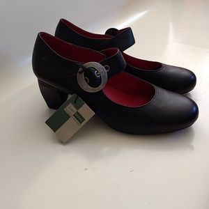 Josef Seibel Leather heals